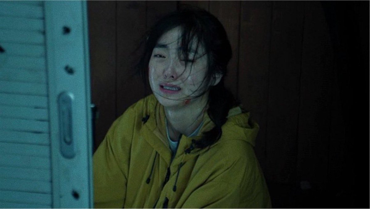 oznn___0's tweet photo. 왜 이렇게 늦게 왔냐고 조금만 더 일찍 오지 이러면서 악쓰면서 우는 정지안… 그럼 옆에 눈감고 있는 우진이 보면서 미안하다 정지안 너한테 소중한 사람이 또 있는지는 몰랐네 ㅇㅈㄹ하고 진만지안 사이파탄나는상상 https://t.co/osT4ebeqz7