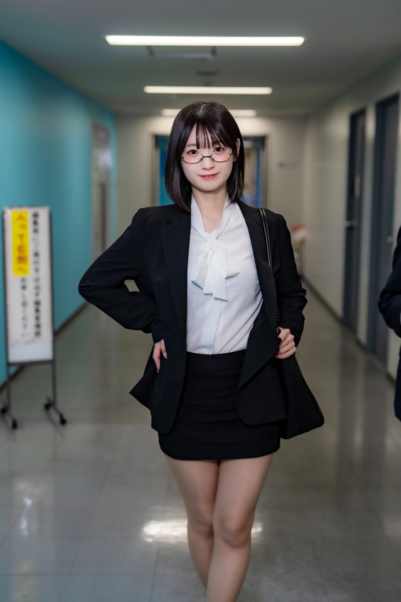 ryookuun2020's tweet photo. 期待のスポニチ超新星社員だった頃
（モデル:星名はるさん）

僕らが撮影で伺った時は
印刷所は入れなかったのですが
別日であるこの動画では潜入されているようなので是非👍

#星名はる
#アイロボ
#スポニチ
#portrait
#ポートレート
#アイロボInstagram https://t.co/oVGDdvwZTv