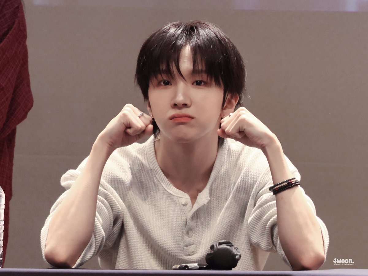 only_4woon's tweet photo. 260727 예사

(՞ •̥㉦•̥՞)

#보이넥스트도어 #boynextdoor #운학 #woonhak https://t.co/D7rDgmdpwe