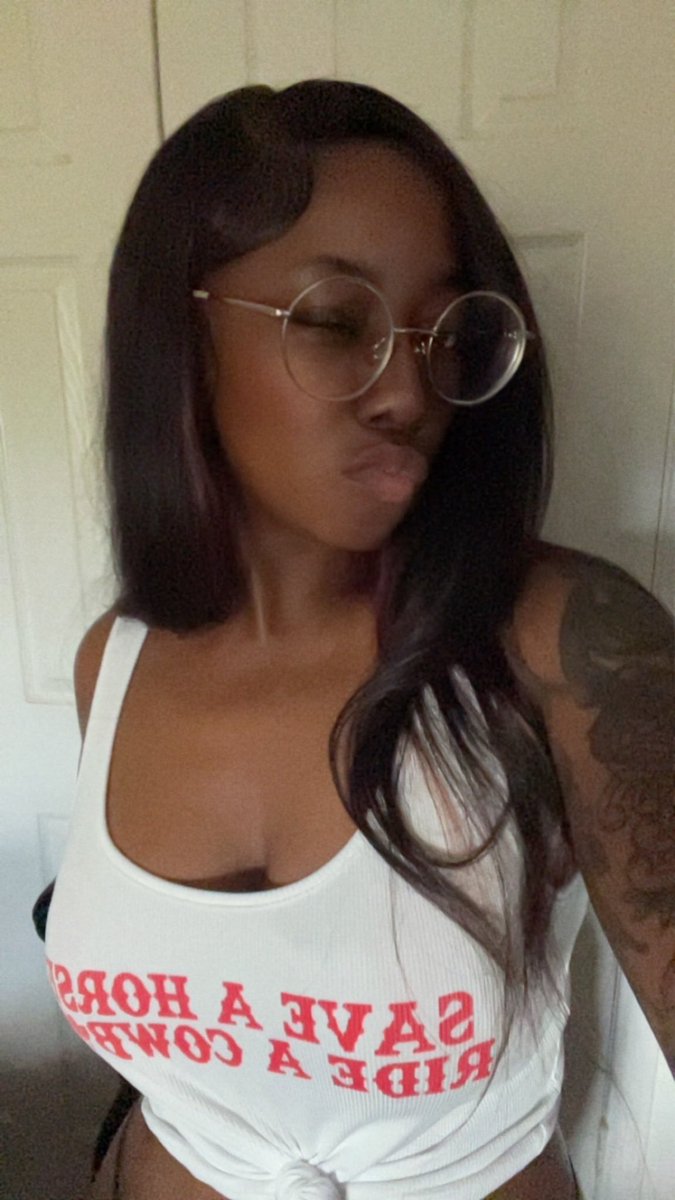 brii_nofacee's tweet photo. new here ⸜(｡˃ ᵕ ˂ )⸝♡ #moothunt〃・ #promotwtㅤ https://t.co/mcfyYpfVUi