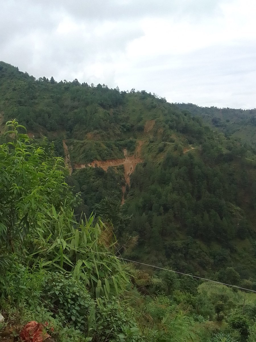 DareDevilwwr's tweet photo. 📍 Bhasmey Hill, Simalchaur, Balthali, Kavrepalanchok, Nepal 🇳🇵

Discovered this fascinating natural rock formation during a visit to Bhasmey Hill. From different angles, it may remind people of a Shivling, Nandi, a human face, or other shapes. 

#Nepal #BhasmeyHill #Geology https://t.co/lwzsYXiEGG