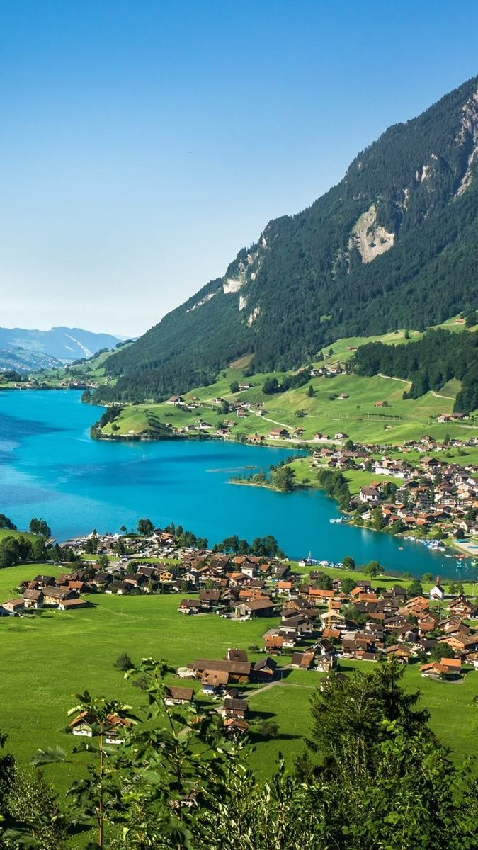 flower6260's tweet photo. Interlaken, Switzerland https://t.co/3vWAXg2z1b
