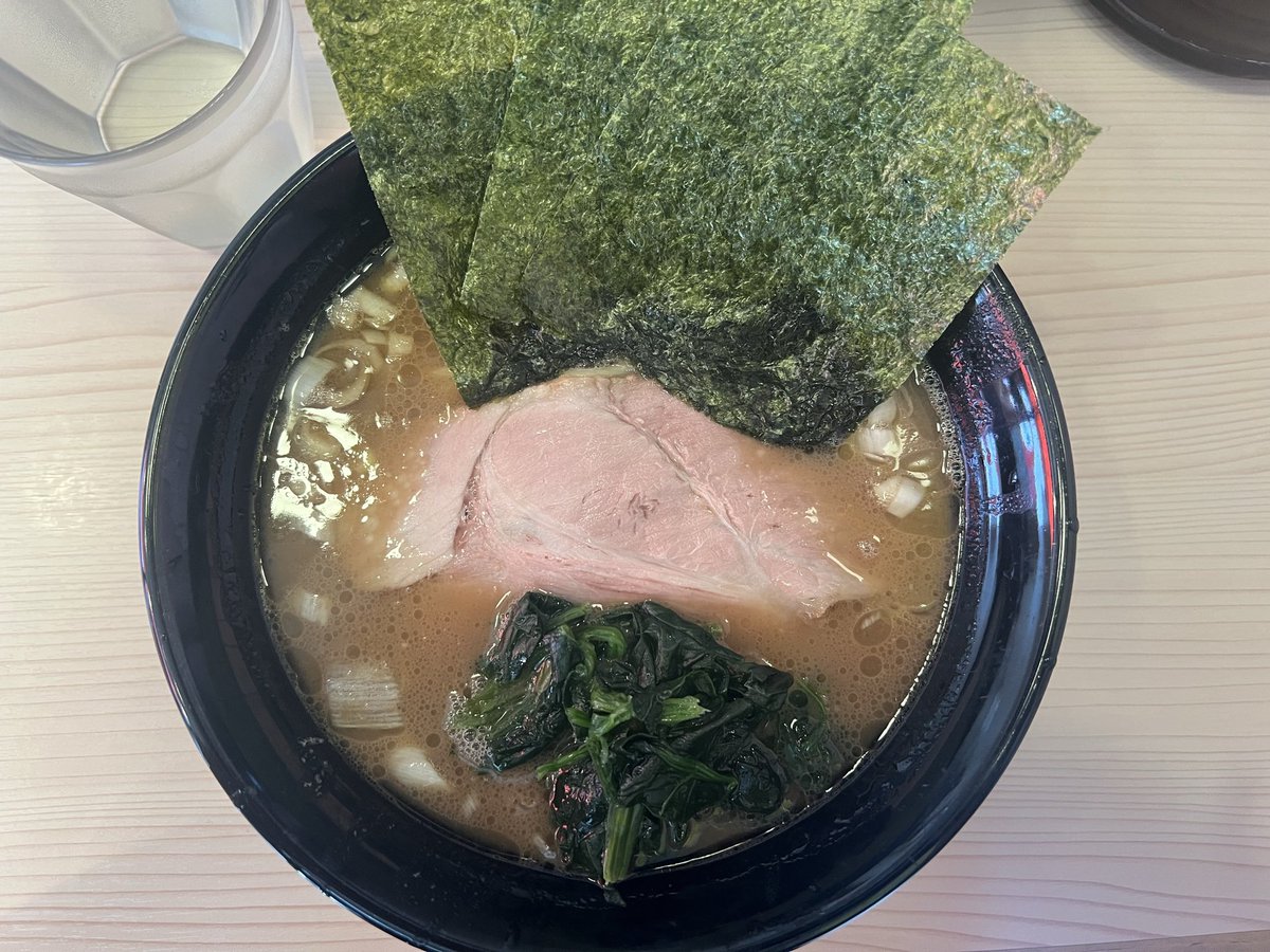 GvbSpec's tweet photo. 超久しぶりに武の極み@錦糸町で食べました。
open当時は相当通ってましたが、人が入れ替わるたびに味も自分好みでは無くなって足が遠のいてしまった。
今日ぽっと入って食べたら、スープいい感じはするが、なんか足りない感じもする...
佐藤さんそらくん元気かな？ https://t.co/ZAyVR9LSyL