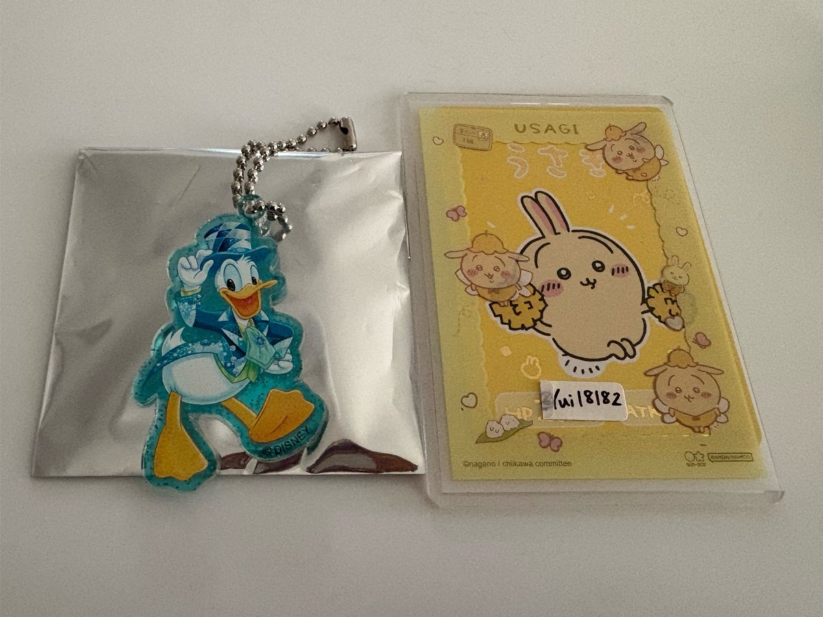 Yui18182's tweet photo. 【交換】ディズニー 25周年 ポテトスナック アクリルチャーム

譲💖ドナルド

求👑ミッキー＞⭐️ミニー

郵送のみ。
検索からもお気軽にお声掛け下さい。 https://t.co/JM4AvowUNx