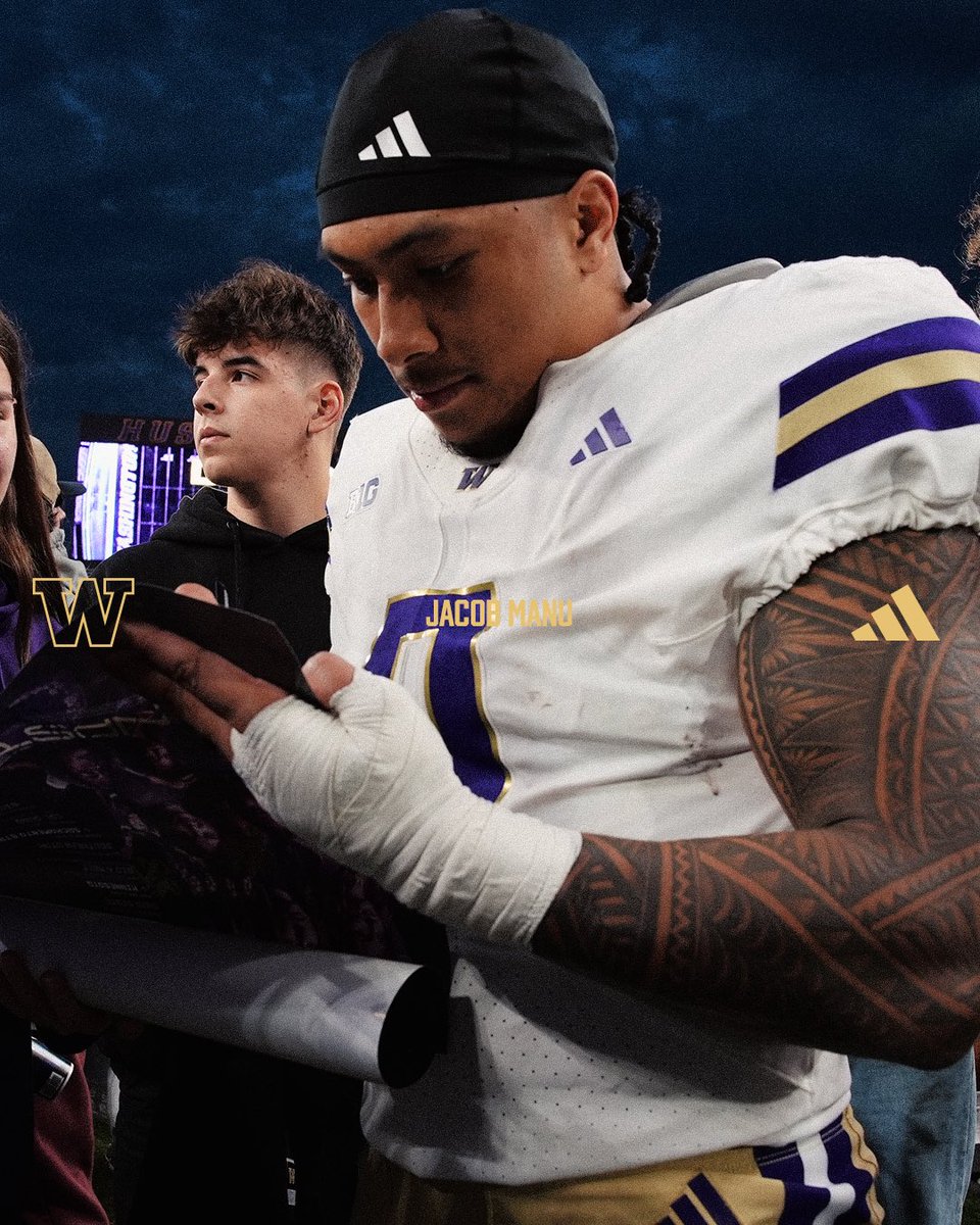 UW_Football's tweet photo. 🐺 Meet the Pack: Senior Dawg Jacob Manu @Jacobmanu6. A central figure on the ‘26 Husky defense, he has over 200 career tackles. 2nd Team All-Big Ten preseason selection. Studying Communication ☔️ https://t.co/G3VEYbZtKy