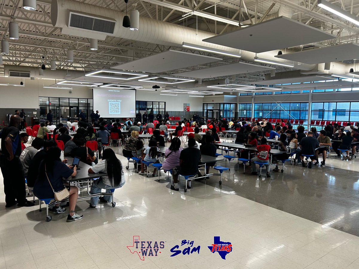 Bobby_QUE7's tweet photo. ALMOST GO TIME FOR @bigsamfb!!! 

Thank you to all the parents that came out to the parent meeting! 

It’s going to be an awesome year! 

LETS GO TO WORK!!!

#EastsideTexanPride | #Sacrifice | #KeepWorking https://t.co/KsAMKudjeh