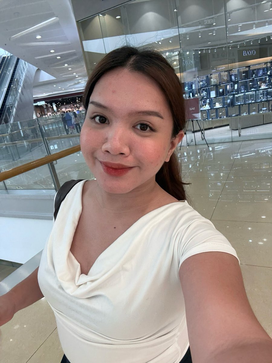 elea_amaris's tweet photo. felt cute here hehe, might cry later 😢 https://t.co/V7bh4EvWAo