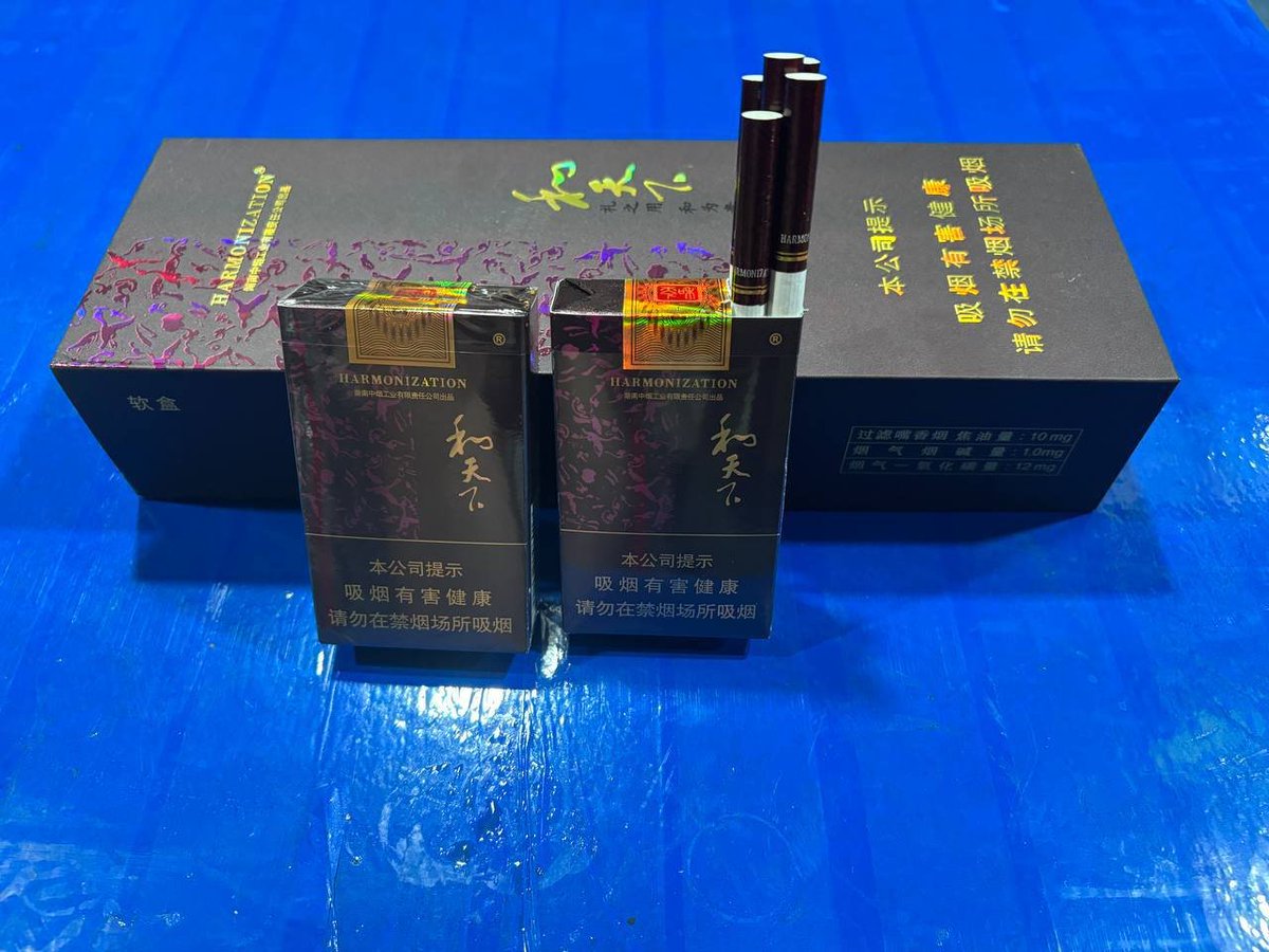 yezhouyan's tweet photo. #香烟 木盒软和天下 https://t.co/DUTxeXxDUK
