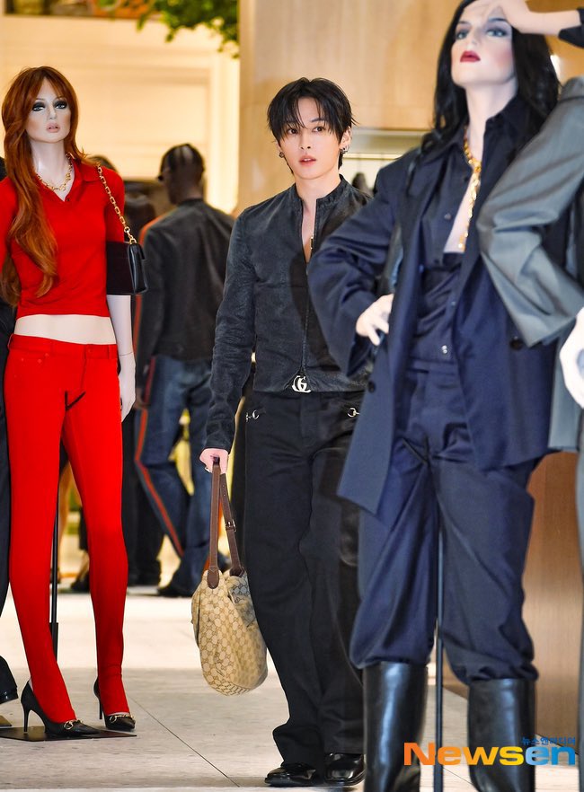 LeePurin_'s tweet photo. GUCCIスタイリング神リノさん顔可愛い https://t.co/1KXsuWJMVt