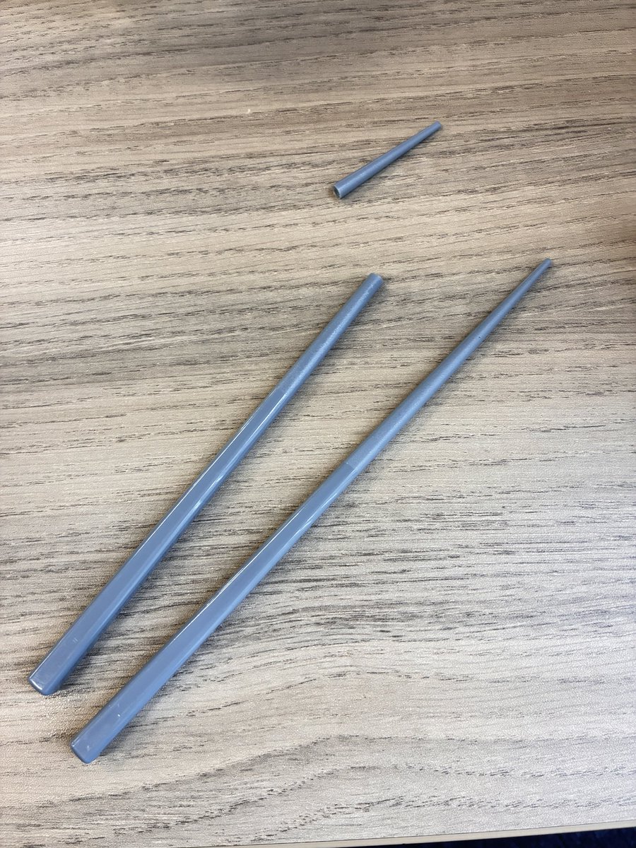 wachnoku's tweet photo. また箸折れたのまじで解せん https://t.co/jjkfxeGb3K