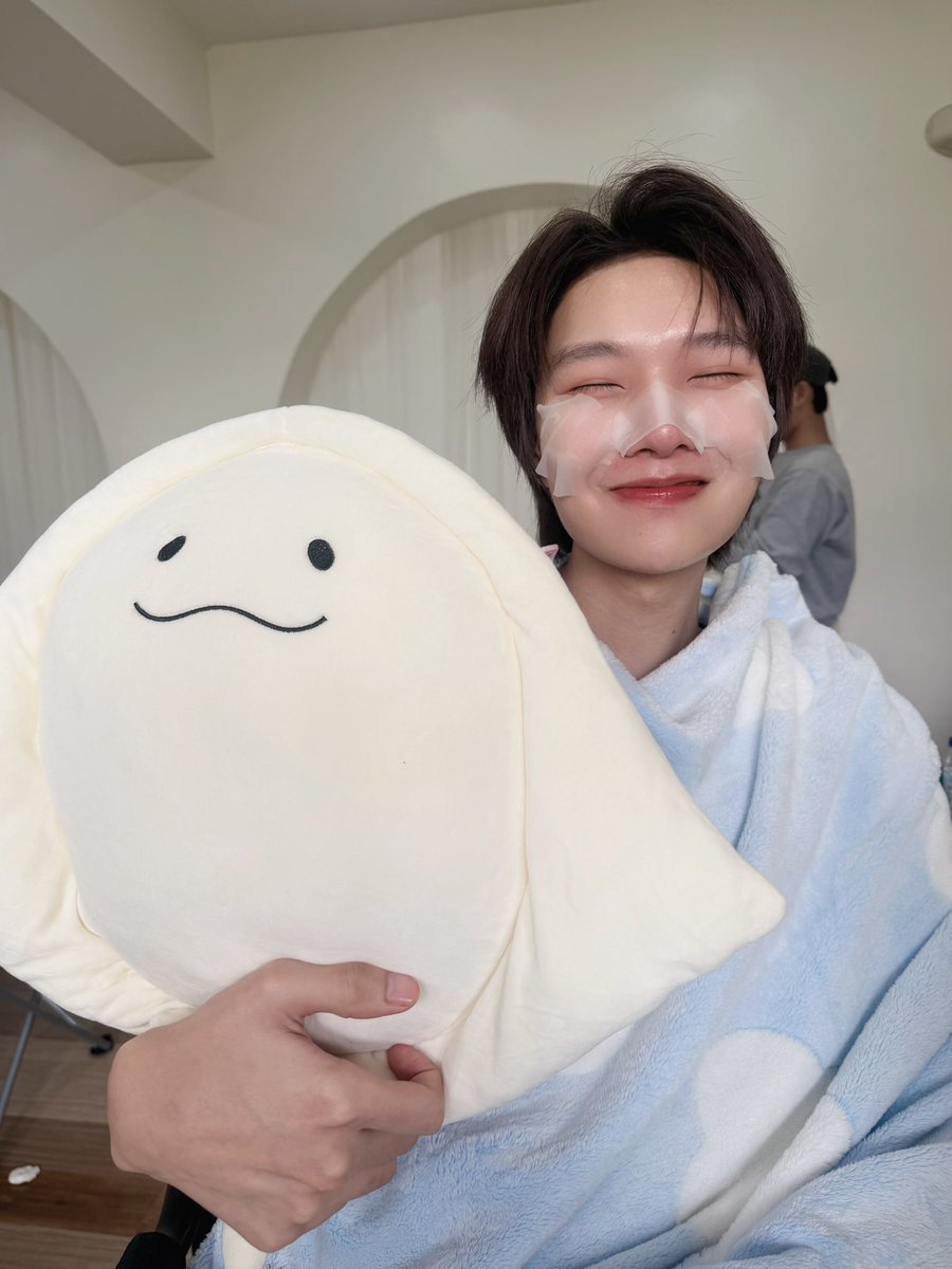 pybluu's tweet photo. กมกมทุกรูป น่ารักกกกกทุกรูป 🤍🤏🏻

#nampingster https://t.co/1ZXXftAWEa