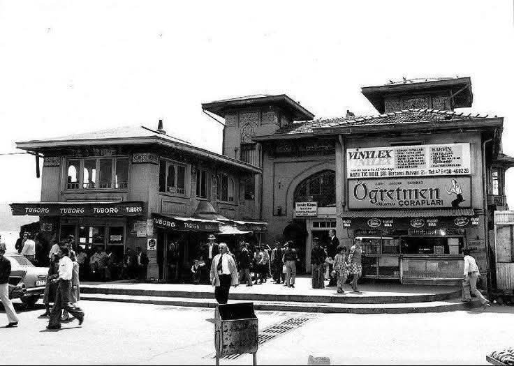 beylerbeyigrup's tweet photo. 📌Beşiktaş İskelesi 1970'li yıllar https://t.co/LGKrnsJtXX
