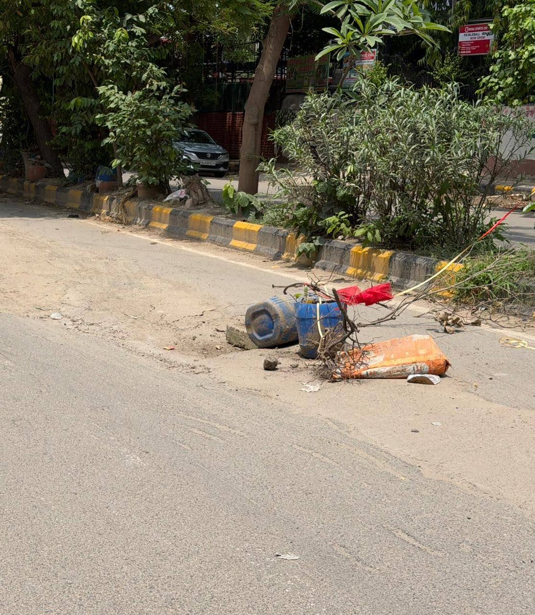 SantmeetS's tweet photo. @DelhiJalBoard 
@Ceo_djb 
@PMOIndia 
Capt Anuj Nayyar Marg, Janakpuri 110058 has been completely left unattended with huge potholes.
Waiting for accidents to happen before any action shall be taken.
Have mercy on us please.
Contractor has run away.
Kindly fill potholes atleast https://t.co/2gM9mzl0jS