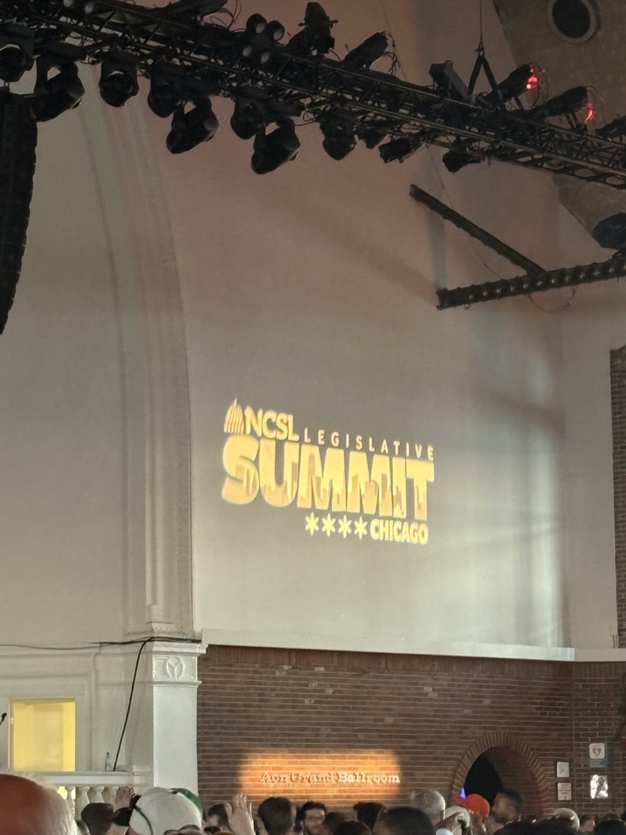 JacksonGKeith's tweet photo. Great week at @NCSLorg’s Legislative Summit here in Chicago! 

It was my first time attending the Legislative Summit—and, believe it or not, my first work event in Chicago. 

They did a fantastic job showcasing the city. 

Looking forward to coming back next year! https://t.co/mVQt62TvZ1