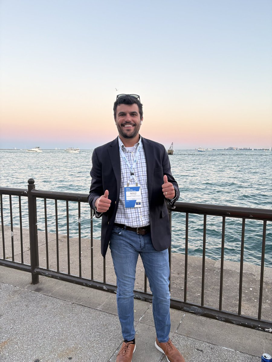 JacksonGKeith's tweet photo. Great week at @NCSLorg’s Legislative Summit here in Chicago! 

It was my first time attending the Legislative Summit—and, believe it or not, my first work event in Chicago. 

They did a fantastic job showcasing the city. 

Looking forward to coming back next year! https://t.co/mVQt62TvZ1