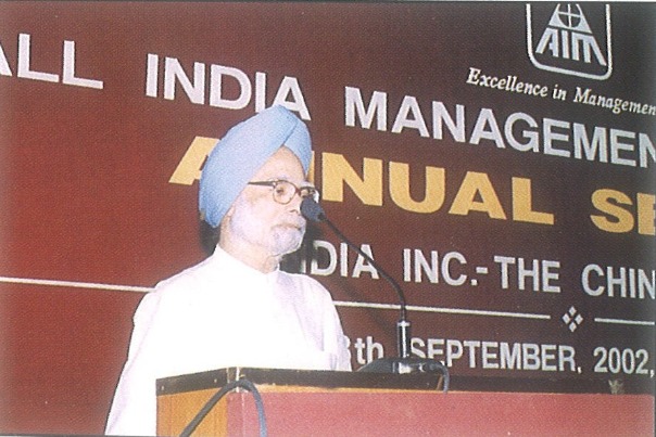aimaindia's tweet photo. #ThrowbackThursday 

A memorable AIMA session featuring the late Dr Manmohan Singh, former Prime Minister of India, whose vision on India's economic journey continues to inspire. 
AIMA remains committed to facilitating conversations that shape leaders and ideas. 

#Leadership https://t.co/rkY3VXmreZ