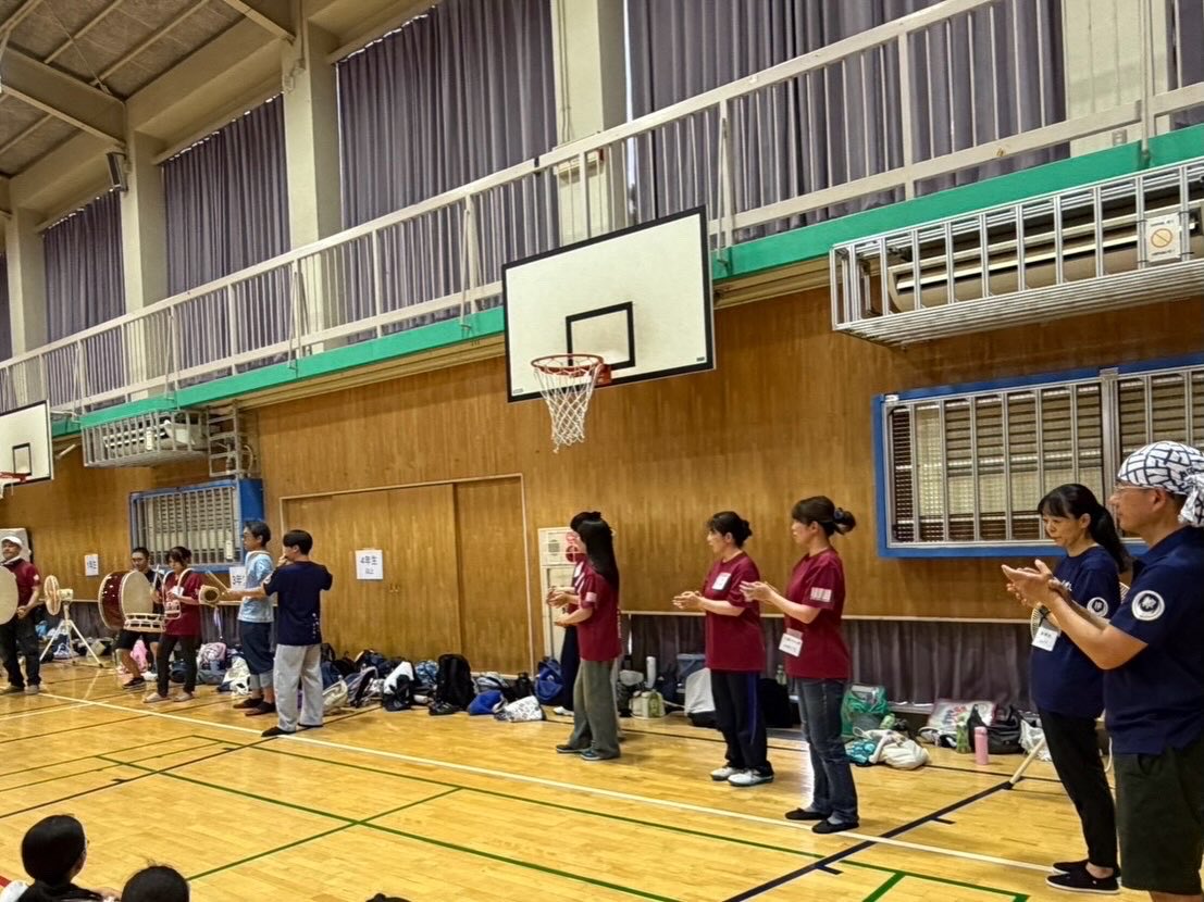 TokyoOtsukaAwa's tweet photo. 先日、巣鴨っ子連の練習がスタートしました！

今年の巣鴨っ子連は総勢120名とのこと‼︎
本番に向けて、頑張っていきましょう♪

#東京大塚阿波おどり
#巣鴨っ子連
#大塚合同連
#サンモール大塚駅前連
#盛和連
#大塚商興連
#新粋連
#東京大塚七二連 https://t.co/qunfcUQWN6