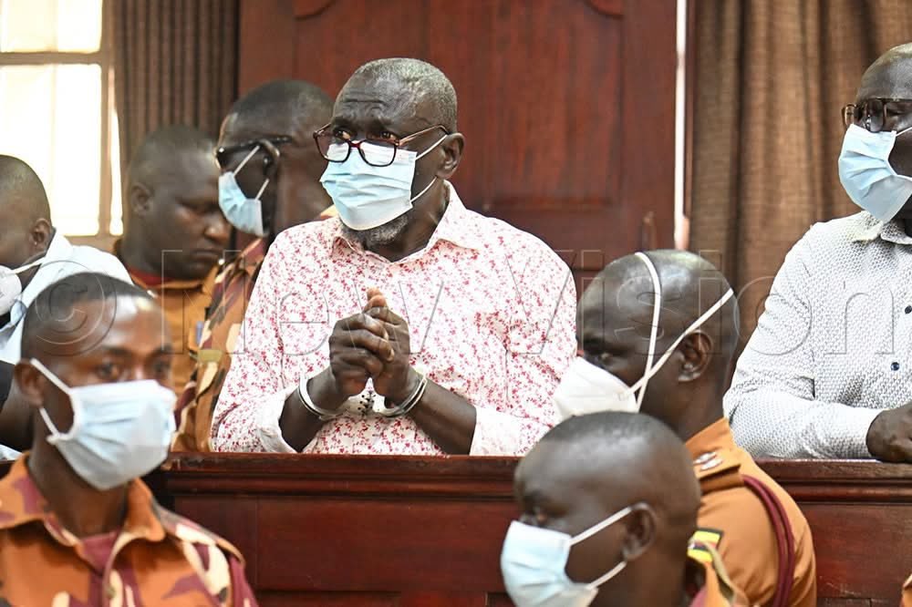 drstellanyanzi's tweet photo. YOUR COLLAPSE COLLAPSED COURT!
“Stop, stop, stop, stop!”
“Stop, stop, stop, stop!”
Your voice boomed loud while you collapsed.
You collapsed shouting “STOP!”
You collapsed onto the hard floor.
You collapsed in the suspects’ dock.
You collapsed at the feet of Obeid and Denis
And the prison wards congesting the dock.
You collapsed and collapsed the kangaroo court.
The naked judge shot up and ran out of court.
He abandoned his farcical kangaroo court.
No “orders from above” prepped him for combat.
The naked state prosecutors slithered out of court.
They abandoned their farcical witness examination.
No rehearsals prepped them for your defiance.
The naked white witness stomped out of court.
He abandoned his false testimony about treason.
No mercenary’s pay prepped him for your truths.
The prison wards carried your unconscious body.
They ferried your defiant body into an ambulance.
Olive, your sister-doctor was denied access to you.
Lulume and Kamara were denied access to you.
Three medical doctors, present in court, looked on.
Your loved ones present in court, looked on.
Your haters who schemed the plot, looked on.
Ugandans, near and far, watched and looked on.
The world watched the news and looked on…
Your collapse collapsed the kangaroo court!