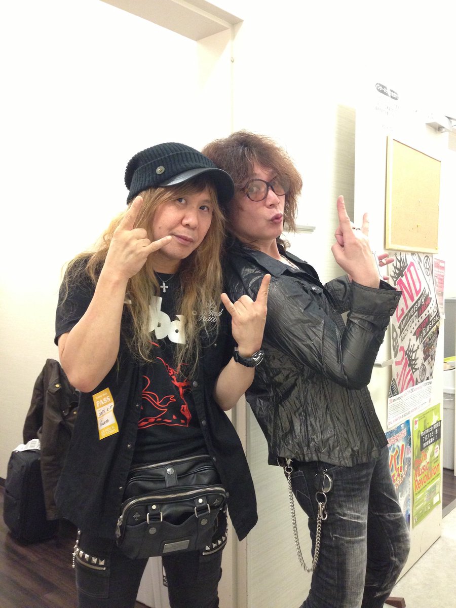 okagaki_jill's tweet photo. 昨日はルディの命日でしたね。。
会う度に またいつかやろうと言ってた「ウルトラセッション」🤩、
まだ楽しみにしてるからね🎸
#白田一秀
#RUDEE https://t.co/M2owxz6uYQ
