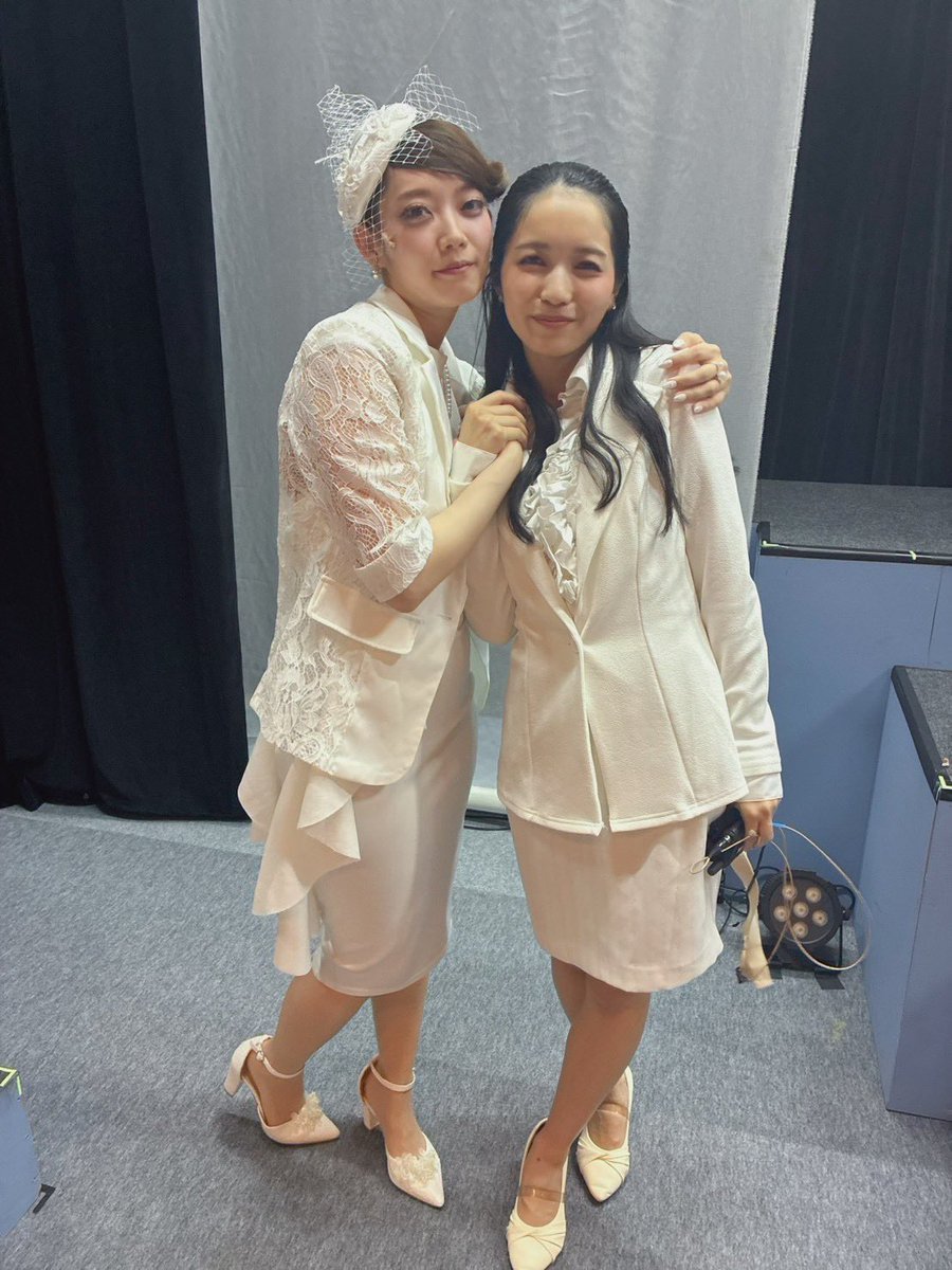 millayasuhana's tweet photo. #スタントウーマン26 写真載せる！
里中役のみくちゃん、内藤役のけいさん、河合マネージャー役の蘭ちゃん。
控室一緒チーム。

みくちゃんは努力家。頑張り屋さん。若いけどしっかりしてて、役の関係とは逆に普段はとっても仲良くしてもらってました。可愛い。

けいさんは出来ないことはあるの？
↓ https://t.co/2hbR6C06Hn