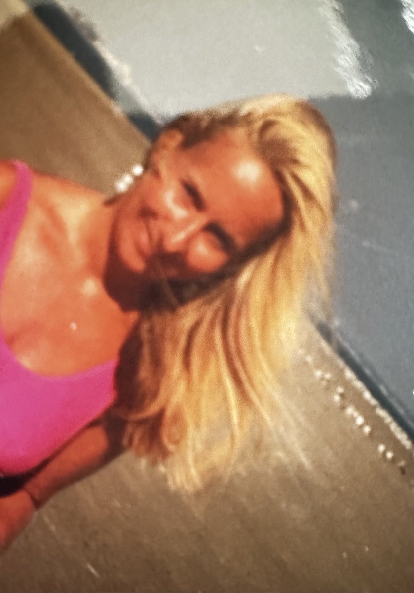 Annabaesle's tweet photo. #Throughback #Medoc #Frankreich
August 2000
Ferien am Atlantik und auf der Île d‘Oléron https://t.co/XNQFIFL6Y8