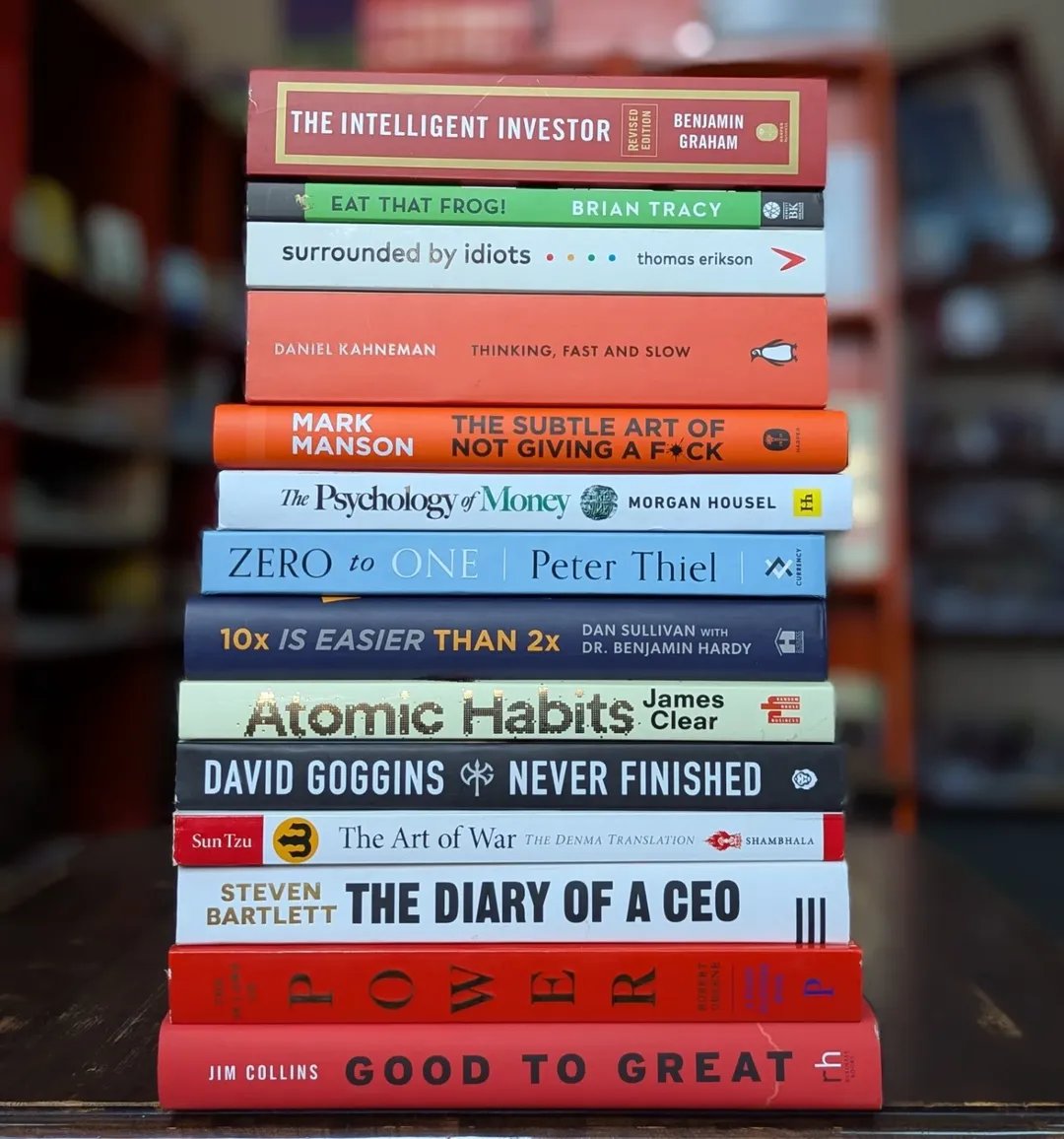 _classicbooks_'s tweet photo. Pick one https://t.co/ggI1Y5X2rp