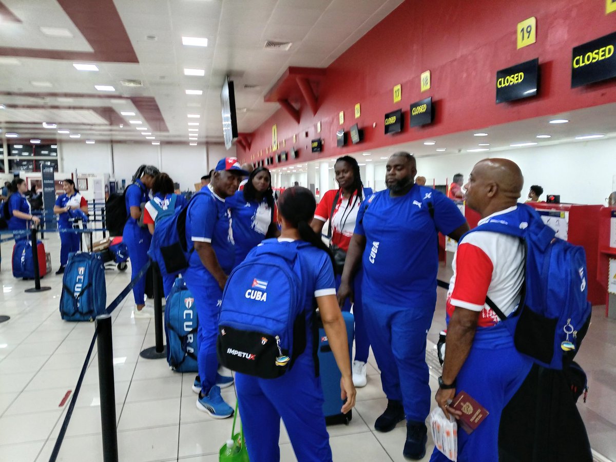Victorvb5's tweet photo. En este momento en el Aeropuerto Internacional José Marti, otra parte de la delegación cubana realiza los trámites correspondientes para viajar hacia República Dominicana sede de los Juegos Centroamericanos y del Caribe Santo Domingo 2026.
#Cuba
#SantoDomingo2026
#DeporteCubano https://t.co/qyeSitGMQ2