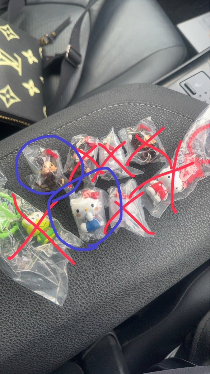 ru026mx's tweet photo. 【交換】

(譲)  モンチッチー
         ハローキティ

(求)たまごっちめじるし
       サンリオメンダコ
       けろけろサンリオ

声掛けよろしくお願いします🙇‍♂️ https://t.co/IMoOyjgrvo