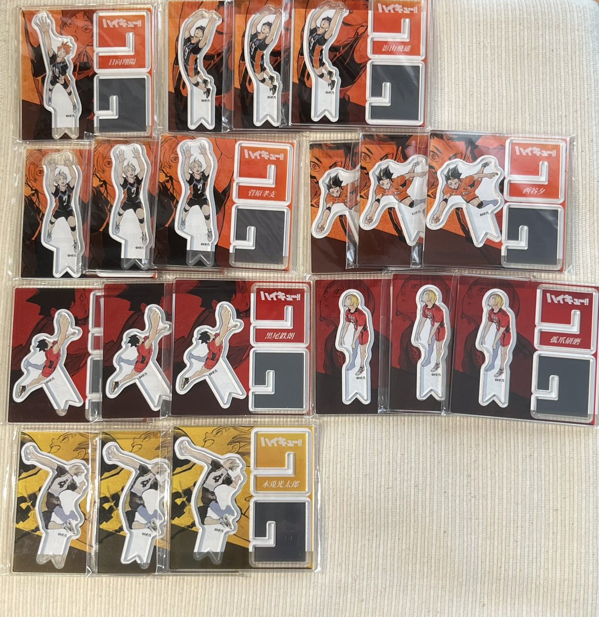 le_mo_n_01's tweet photo. 【譲渡】 ハイキュー!! アクリルスタンド アクリルキーホルダー 小物

譲:画像の品
日向翔陽 影山飛雄 菅原孝支 黒尾鉄朗 孤爪研磨 北信介 木兎光太郎 佐久早聖臣

求:～定価＋送料
2枚目上ジオラマフィギュアのみ定価＋まとめての方のみお譲り可。

→ https://t.co/pcI4305g6J