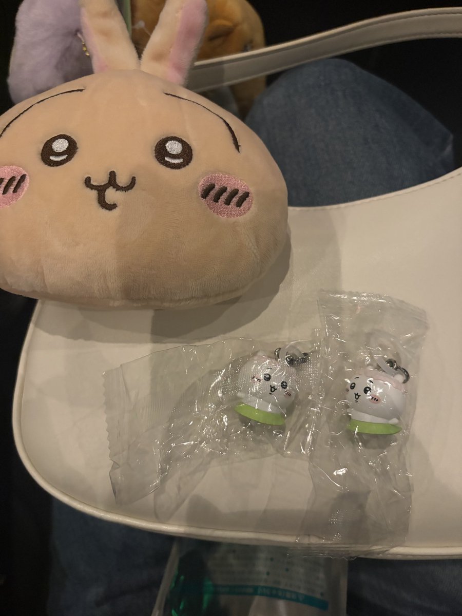 suto061118's tweet photo. 【交換】ちいかわ 映画 入場特典 チャームミニフィギュア 

譲：ちいかわ

求：モモンガ、うさぎ

郵送希望です。
検索からでもお気軽にお声掛けください。 https://t.co/LW2xu5gMJx