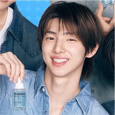 obuckstee's tweet photo. juhoon grew up so well https://t.co/olqpx9LBPB
