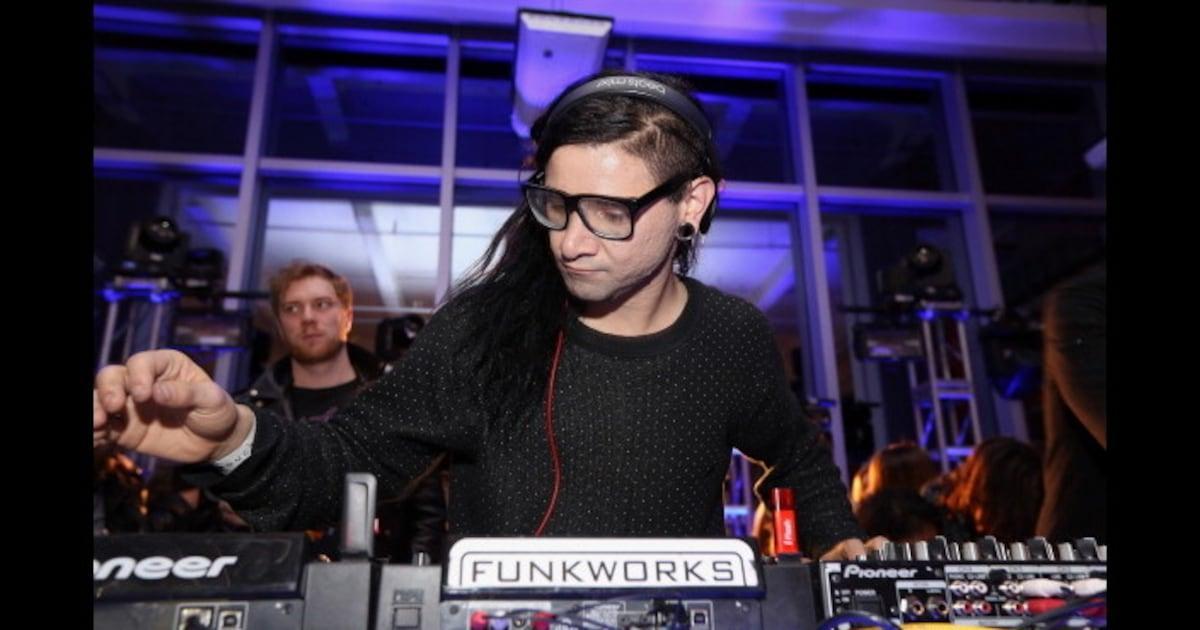 KIRO7Seattle's tweet photo. Big-name DJ teases Gas Works Park show after more than decade-long Seattle hiatus https://t.co/Y3k18q44Sp https://t.co/LRZk6Ggb95