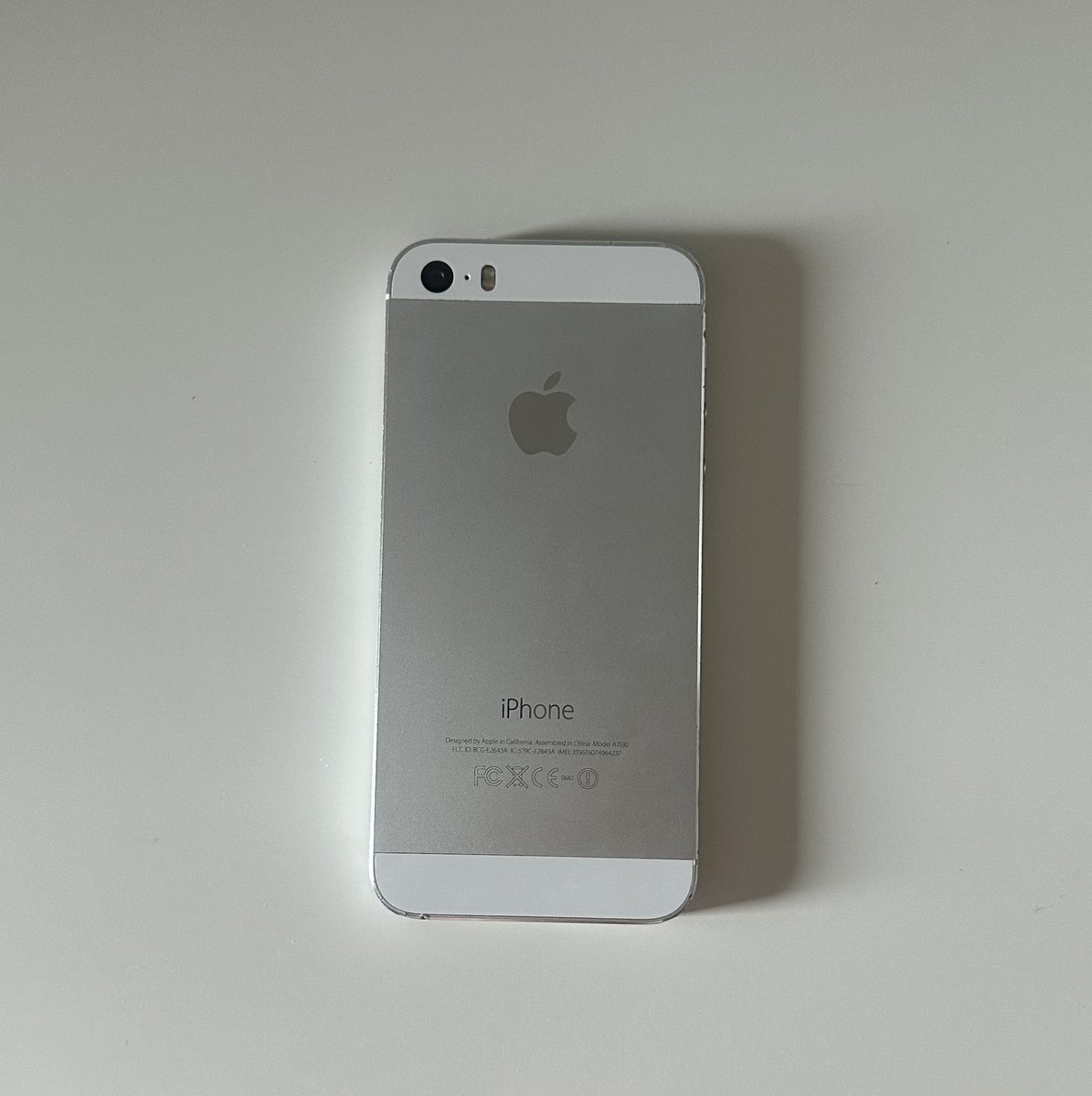 fluffyleeno's tweet photo. iphone 5s 16gb silver ♡𓂂 ˚ ˖ 

1050฿ free shipping 🪷 
˖◛⁺⑅ ไม่ติดไอคราว แบต��ม่เสื่อม ปุ่มสแกนได้กดได้ปกติ กล้องหน้าหลังปกติ แฟลชปกติ แอร์ดรอปได้ 

#ไอโฟน5 #ไอโฟน5s #ไอโฟน6 #ไอโฟน6s #ไอโฟนมือสอง https://t.co/Guwg9KhEKW