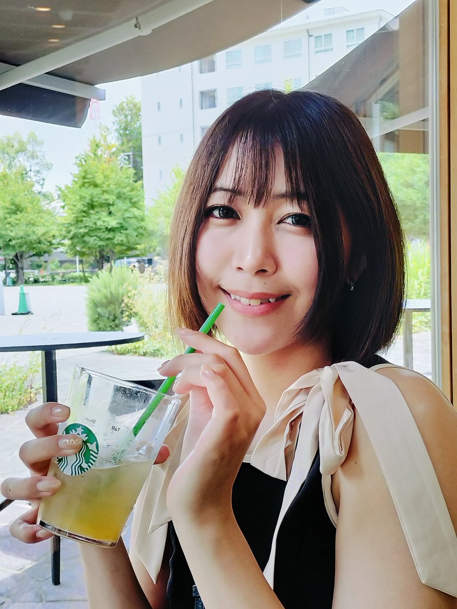 EnomotoNaoki's tweet photo. メディアコスモスのスタバ https://t.co/cVZNxtszcc