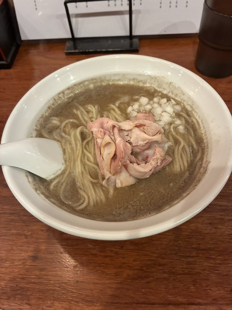 miyano0829's tweet photo. 一杯目注文
↓
うますぎて和え玉あるのについつい完飲
↓
濃厚版を追加注文
↓
和え玉と合わせて完飲
↓
とてつもない睡魔 https://t.co/DV2gftfEk1