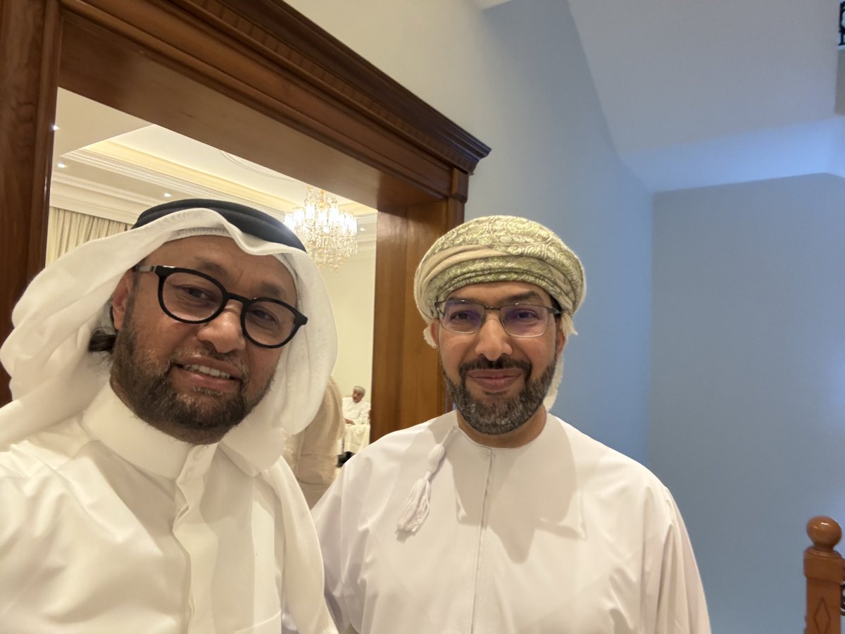 mansouralsaeed's tweet photo. حضرنا حفل الوداع الخاص بسعادة سفير عمان الدكتور صالح الخروصي لدى دولة #الكويت، بدعوى كريمه منه.

مسيرة حافلة بالعطاء أثمرت عن توطيد أواصر الأخوة والتعاون بين بلدينا. 

شكراً لسعادة السفير على كل ما قدمه، وسيذكرك شعب الكويت دائماً بكل الود والمحبة، متمنين لك دوام التوفيق في محطاتك القادمة.
تمنياتي لك ولأسرتك الكريمة.