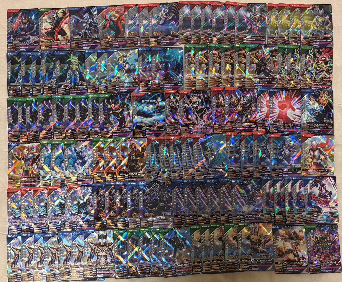 mln_00000's tweet photo. 仮面ライダー 交換

求 未所持LR or ウィザード > スペクター > ゴースト、バース・デイ、ノクスミッドナイトシャドウ > オーズ > 平成2期ライダー

譲 画像1ｰ4(VR弾N,R全種)

比率違い◎
郵送交換
初期難等気にしない方のみ
交換可能な物記載しお声掛けいただけますと幸いです。

 #ガンバレジェンズ https://t.co/jMOdHYhKXa