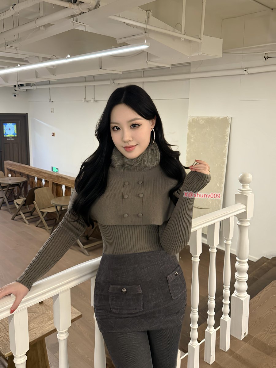 meiting09's tweet photo. 独立而不疏离，���温和态度拥抱生活。 https://t.co/ydKj0lIHA9