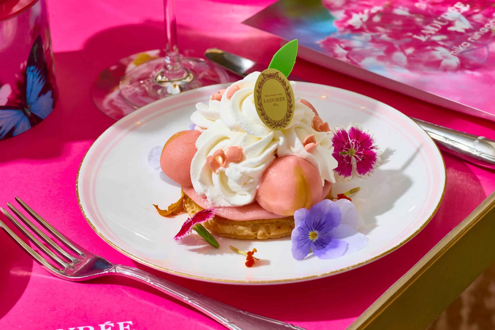 ラデュレ Ladurée Japon (@ladureejapon) / X