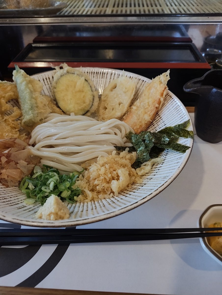 tanukitetote's tweet photo. おうどん😁 https://t.co/yy1pyzwGOY
