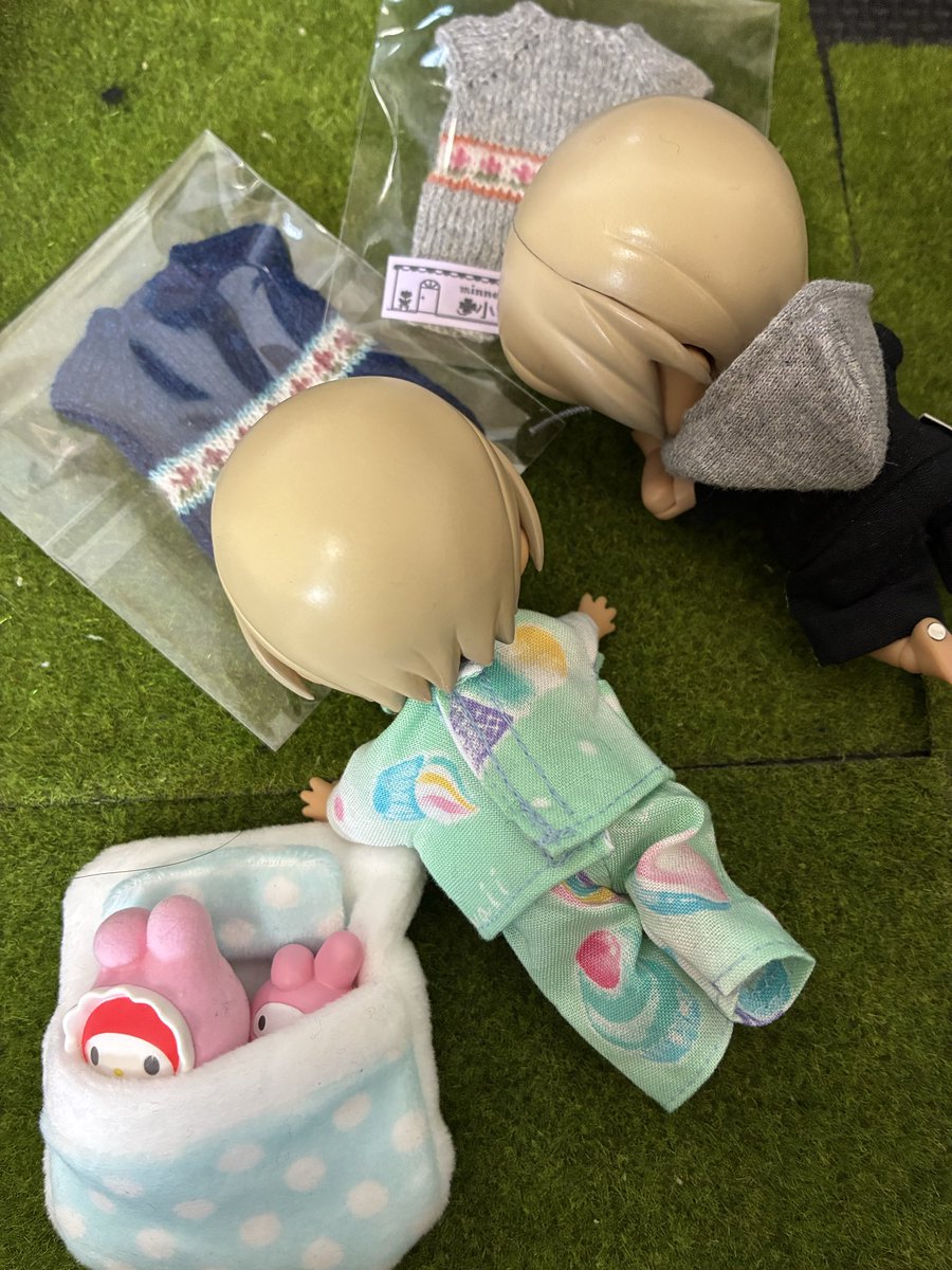 sakura_furuya0's tweet photo. 小さな洋服屋さん@small_knitting 
の作品です！
ものすごく可愛いです！
うちの双子をいつも我慢させているので、
2人に買ってあげたかった！
まだまだ欲しいです！
お花の柄も編み込んであって、
小さな洋服屋さん、本当に素敵な作品を購入させて頂きまして、本当にありがとうございます💕 https://t.co/5GmpZgPcRg