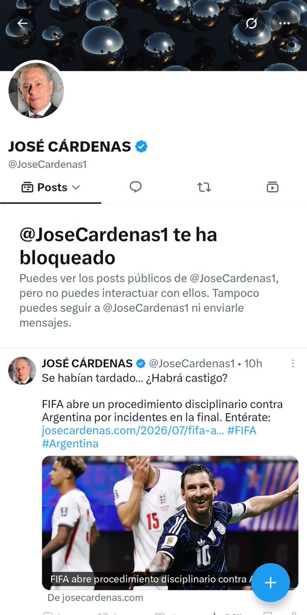 JenniferCuriel9's tweet photo. Dice este pendejo que ahora sí seremos vemezuela, que lo quieren callar, que es una barbaridad y una crueldad lo que está haciendo la presidenta. Ahhh pero vean al que se rasga las vestiduras, no le gusta que le digan mentiroso jajaja. Vulgar hipocrita https://t.co/3klBZMBvK6