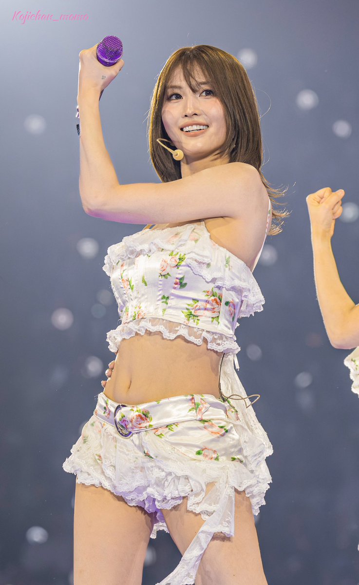 Kojichan_momo's tweet photo. 260710 This Is For FINALE

#TWICE #트와이스 #MOMO #모모 #モモ https://t.co/bSTGbCugSl
