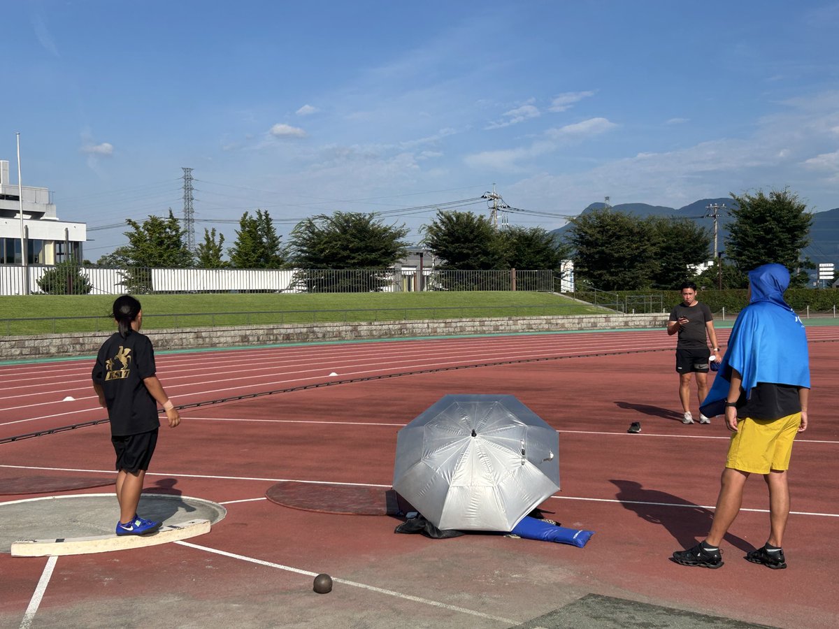 ksatno1's tweet photo. 午後の練習も無事終了しました
跳躍投擲は各々課題を明確に取り組むことができました
短距離は負荷が強い練習でしたが全員で乗り越えることができました
明日の最終日も頑張ります
#光明相模原
#KSAT https://t.co/0yQAEZQKSX