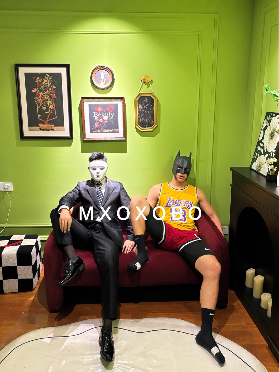 MXOXOBO1's tweet photo. 两个爸爸 @mxoxojo @SukhothaiGaySpa https://t.co/9ebuilwA7i