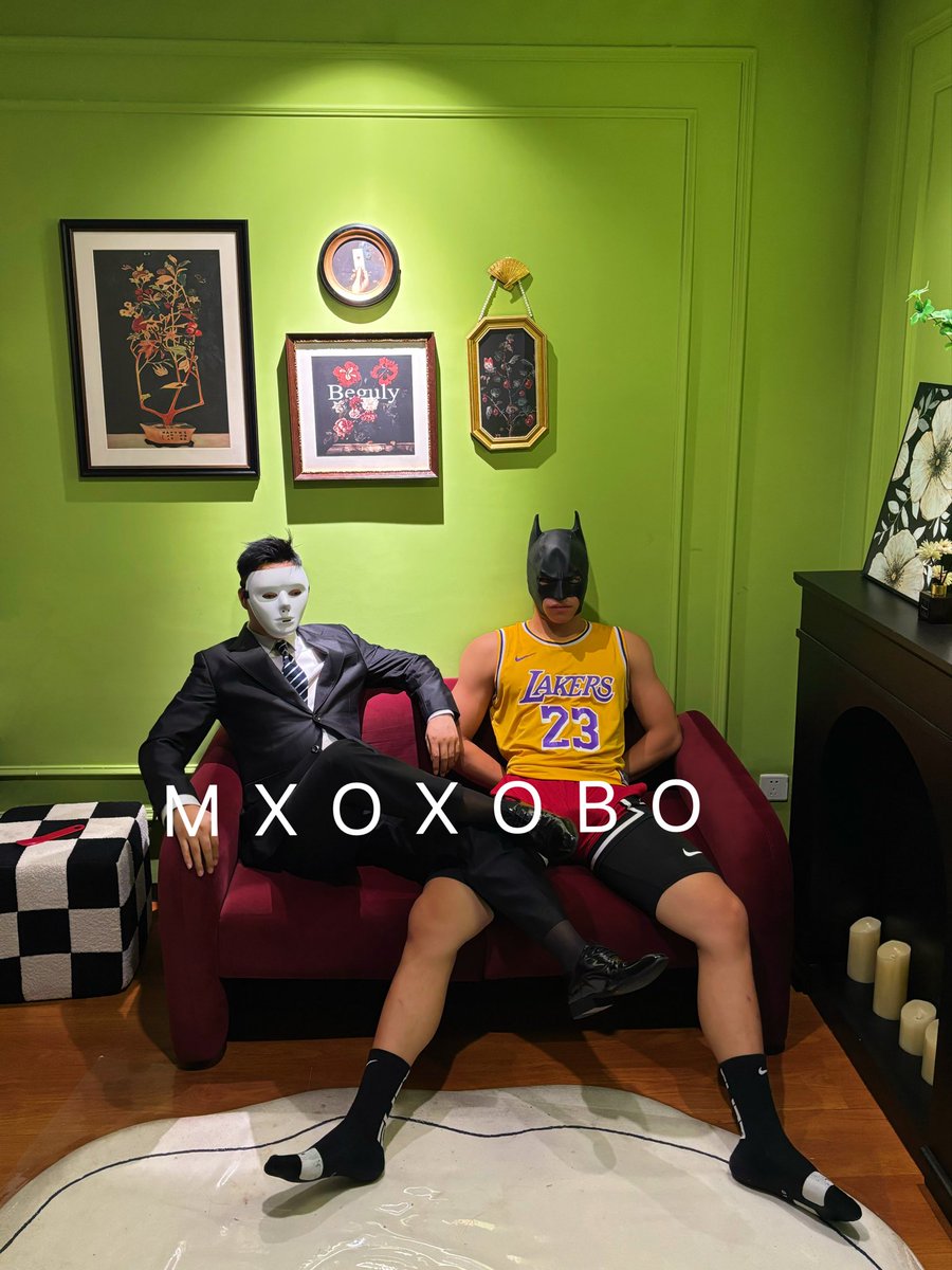 MXOXOBO1's tweet photo. 两个爸爸 @mxoxojo @SukhothaiGaySpa https://t.co/9ebuilwA7i