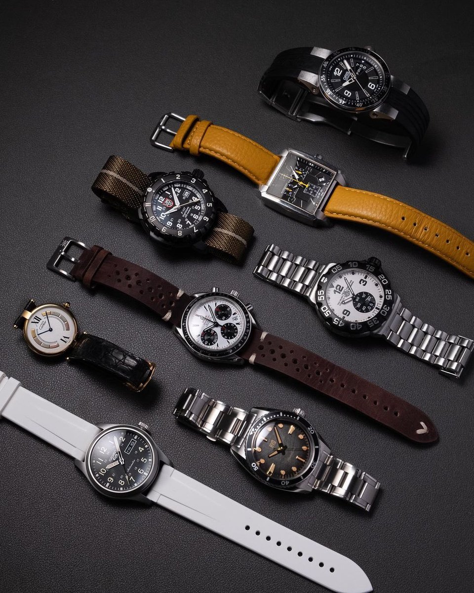 DonUhr24's tweet photo. La correa es la prenda del reloj. El mismo reloj puede ser militar, elegante o veraniego según lo que lleve puesto. 

Y sin embargo, casi nadie le dedica un minuto de reflexión. 

Hilo sobre tipos de correa y el uso de cada una. https://t.co/W6jPiWP6kK