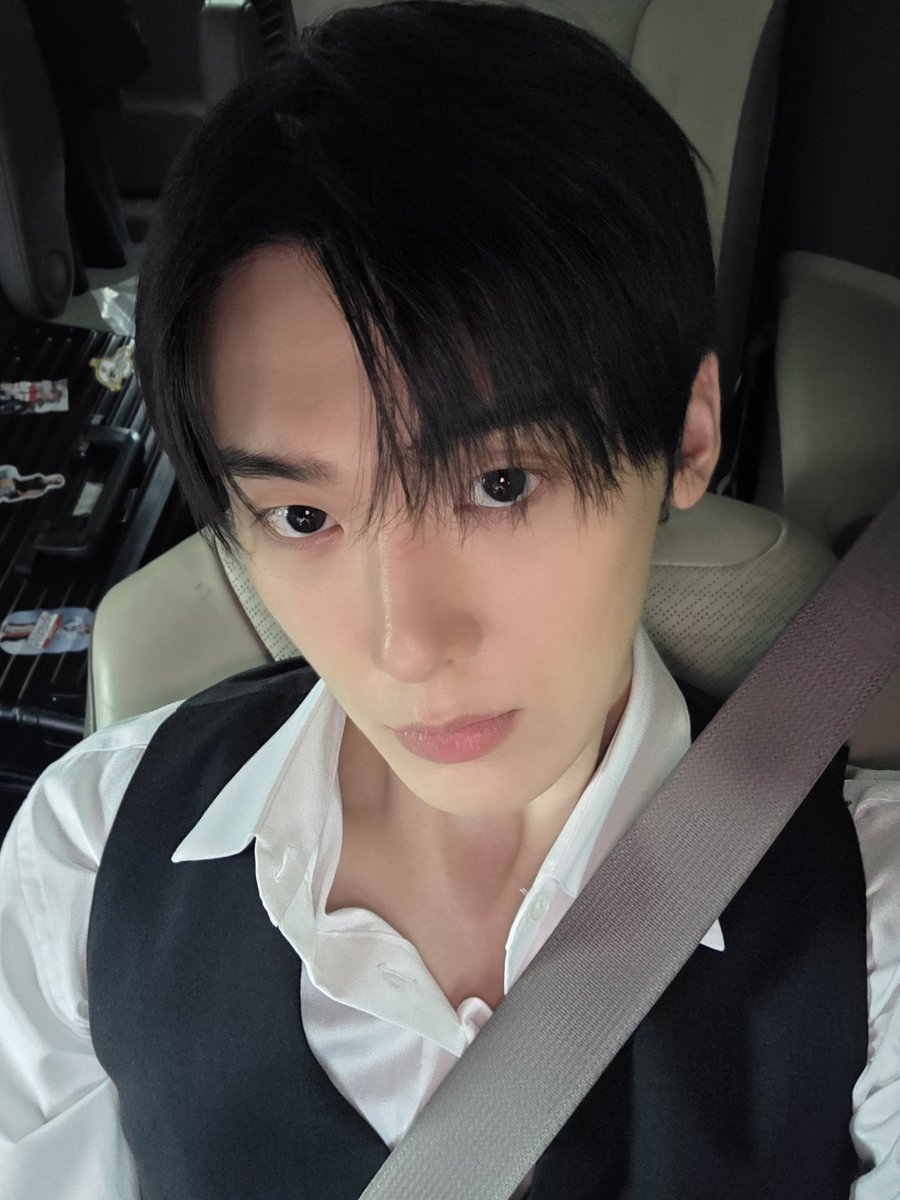 AROHA_min_seok's tweet photo. 260730 🌟유웅따나아🐥 메세지가 도착했어요💌

산하 형 인생 최대 몸무게 기록!!! 빠밤!!!!

뿌뿌뿌~~~~~~~~~🥳🥳🥳🥳

축하축하!!!!!!! 

#윤산하 #YOONSANHA #ASTRO @YOONSANHA_offcl https://t.co/6aJrFW0y5F