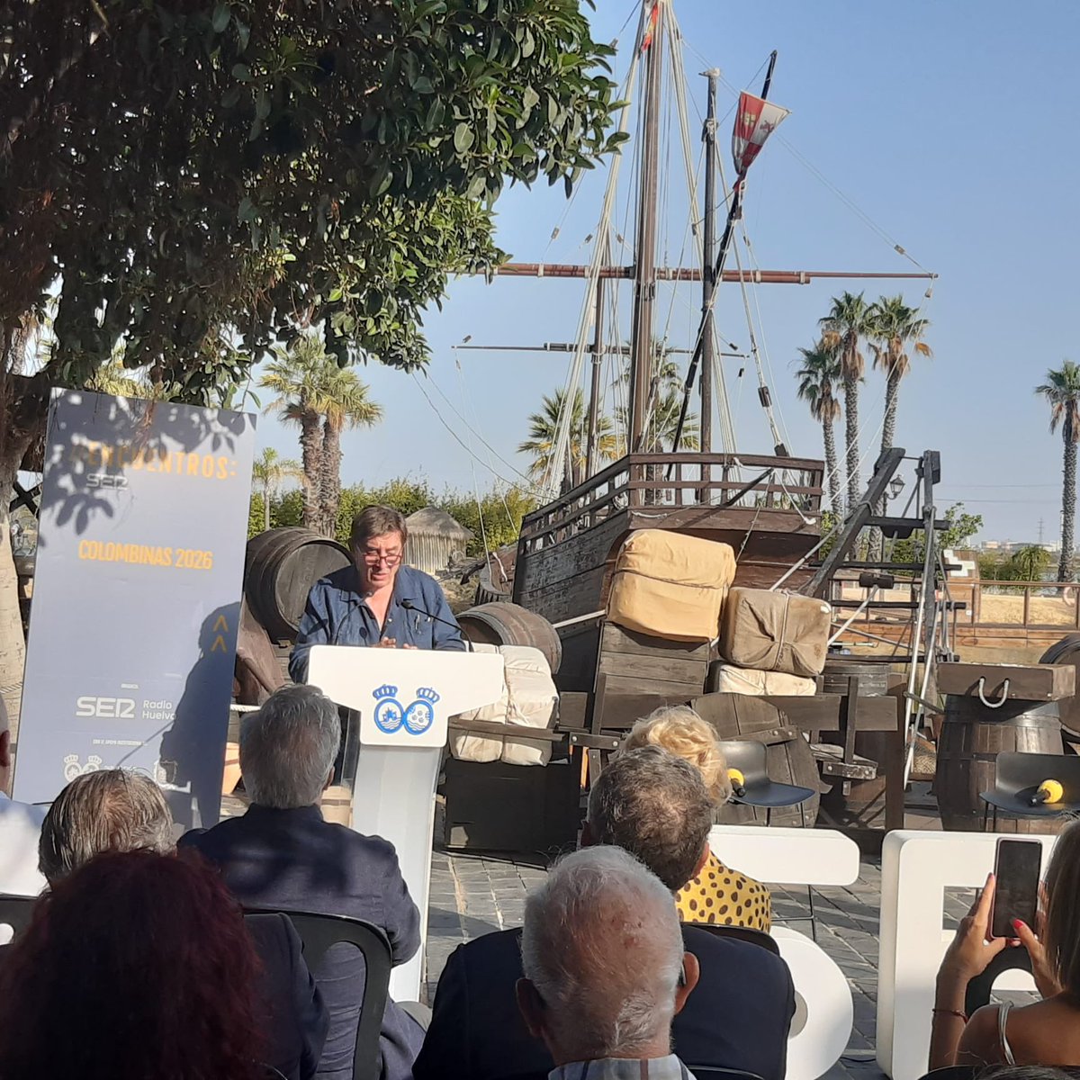 InstCervantes's tweet photo. #LuisGarcíaMontero, nuestro director, ha participado esta mañana en el #EncuentroSERColombino que organiza @RadioHuelva, celebrado en el #MuelledelasCarabelas (#LaRábida, #PalosdelaFrontera).

Ayer se clausuró en #JerezdelaFrontera (#Cádiz) la #ReuniónAnualdelInstitutoCervantes. https://t.co/OdodsKoqwh