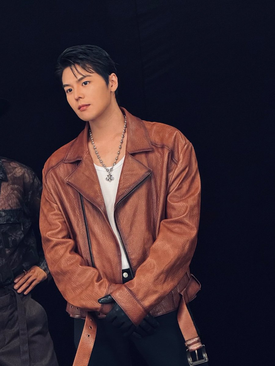 RYEOUN_JP's tweet photo. [#リョウン Instagram]

https://t.co/PtJDdICN7H https://t.co/yZrOIv3dKU
